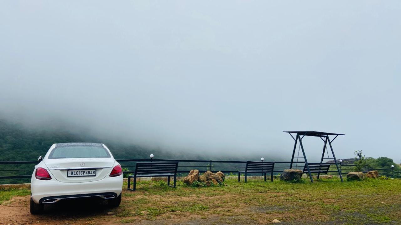 Hill Monk - Whispering Mist Hotell Vagamon Exteriör bild